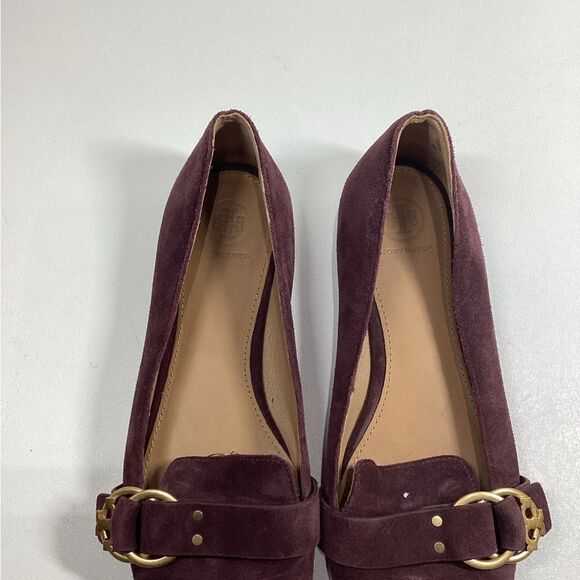 Elegant Tory Burch Burgundy Suede Loafers - Picture 3 of 15